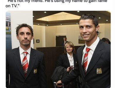 Ronaldo Curhat Eksplosif, Twitter Penuh Pembelaan dan Celaan