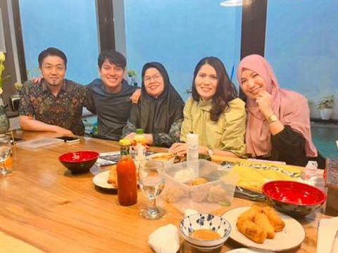 Momen Rizky Billar bertemu dengan pengusaha asal Jepang.