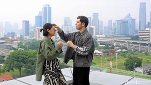 Serasinya Gusty Pratama-Mariska Setiawan Jadi Ismail Marzuki dan Istri
