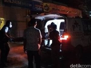 Penjual Nanas di Gresik Ditemukan Tewas, Kedua Matanya Lebam Penjual Nanas di Gresik Ditemukan Tewas, Kedua Matanya Lebam