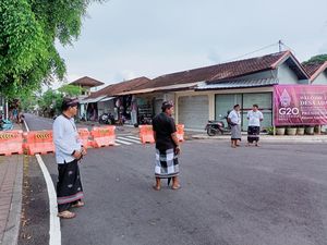 Gerak-gerik Wanita Cimahi Diketahui gegara Pamflet ke Delegasi G20 Jatuh Gerak-gerik Wanita Cimahi Diketahui gegara Pamflet ke Delegasi G20 Jatuh