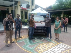 Senangnya Warga Surabaya Ini, Pikapnya yang Hilang Dicuri Telah Kembali