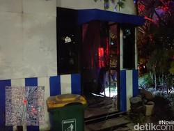 Pos Polisi Dekat Flyover Mayangkara Surabaya Terbakar