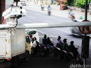 2,6 Juta Kendaraan Kena Tilang di 2022, ETLE Berapa Banyak? 2,6 Juta Kendaraan Kena Tilang di 2022, ETLE Berapa Banyak?