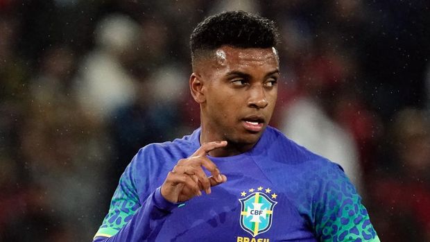 PARIS, FRANCE - SEPTEMBER 27: Rodrygo of Brazil during the International Friendly between Brazil and Tunisia at Parc des Princes on September 27, 2022 in Paris, France. (Photo by Marc Atkins/Getty Images)