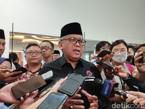 Sekjen PDIP Tanya Bidang Perjuangan Letkol Tituler Deddy Corbuzier