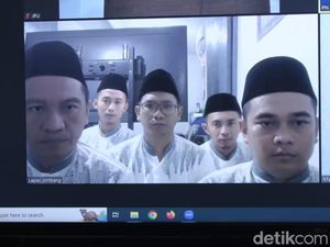 Lima Simpatisan yang Halangi Penangkapan Mas Bechi Divonis 5 Bulan Penjara Lima Simpatisan yang Halangi Penangkapan Mas Bechi Divonis 5 Bulan Penjara