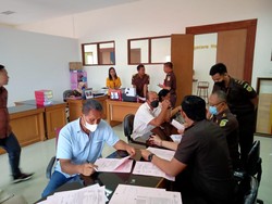 4 Tersangka Korupsi BPD Bali Cabang Badung Dilimpahkan