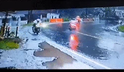 Viral Pemotor Terjun ke Jurang di Tikungan Ciawi Tasikmalaya