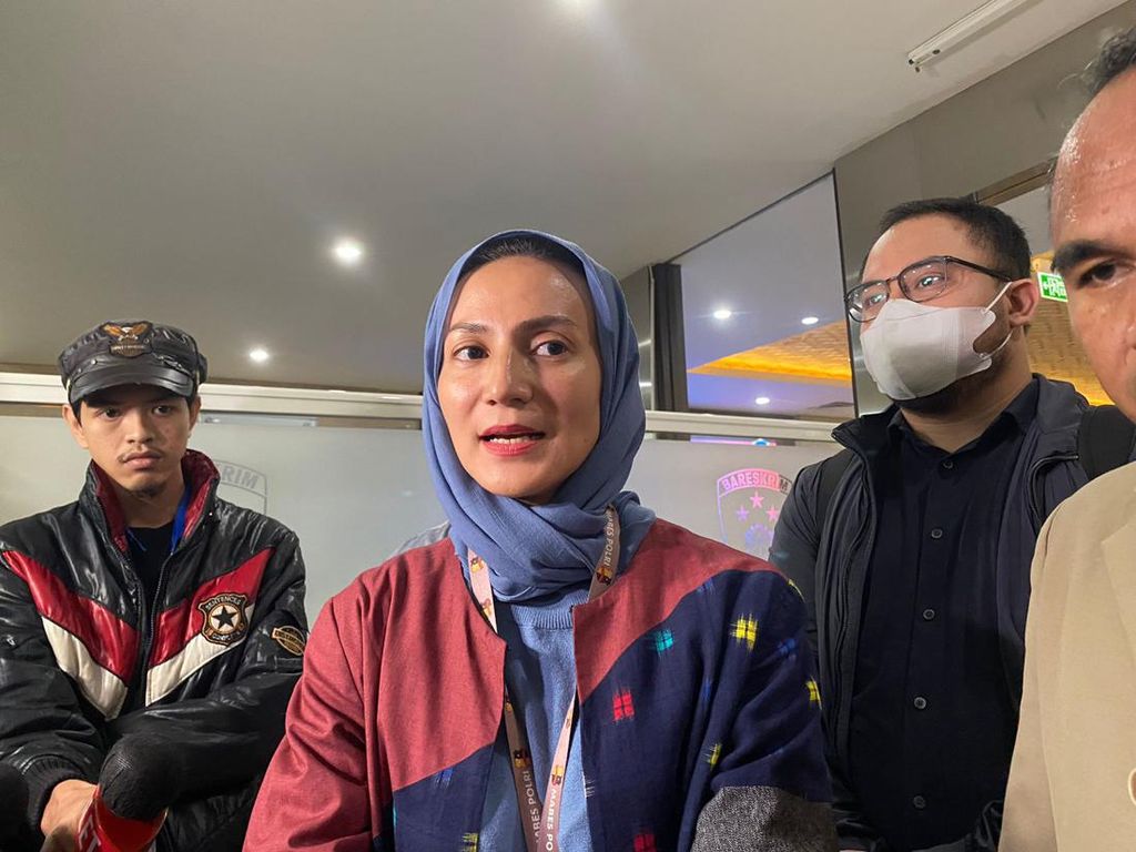 Kasus Sengketa Lahan Wanda Hamidah yang Berujung Laporan Polisi Kasus Sengketa Lahan Wanda Hamidah yang Berujung Laporan Polisi
