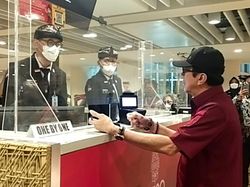 Yasonna Cek Langsung Kedatangan Delegasi G20 di Bandara Ngurah Rai