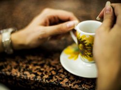 Mimpi Minum Kopi? Ternyata Ini 7 Makna Sesuai Jenis Kopinya