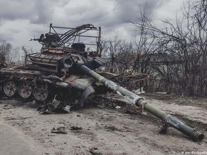 Bagaimana Nasib Rongsokan Tank dan Panser Rusia di Ukraina?