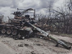 Bagaimana Nasib Rongsokan Tank dan Panser Rusia di Ukraina?