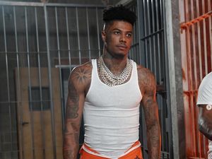 Rapper Blueface Ditahan Usai Rencanakan Pembunuhan Rapper Blueface Ditahan Usai Rencanakan Pembunuhan