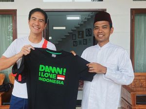 Usai Undang UAS, Daniel Mananta Kini Kolab dengan Ustaz Felix Siauw Usai Undang UAS, Daniel Mananta Kini Kolab dengan Ustaz Felix Siauw
