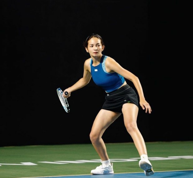 Enzy Storia/Foto: Instagram @enzystoria Gaya Menawan Artis Indonesia saat Bermain Tenis