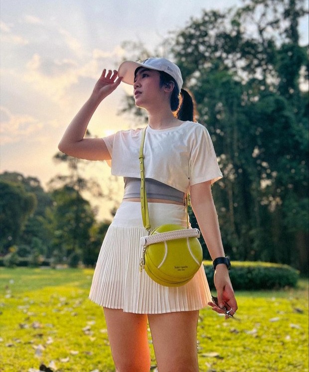 Febby Rastanty/Foto: Instagram @febbyrastanty Gaya Menawan Artis Indonesia saat Bermain Tenis