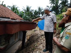 Ke Lokasi Longsor Kebumen, Ganjar Minta Warga Pindah ke Tempat Lebih Aman