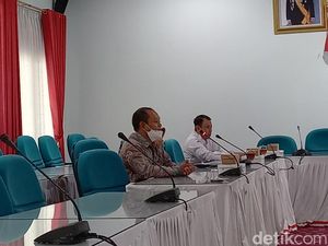 Guru SMAN 1 Sumberlawang Dipanggil DPRD Sragen Buntut Kasus Jilbab Guru SMAN 1 Sumberlawang Dipanggil DPRD Sragen Buntut Kasus Jilbab