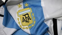 Argentina tampil dengan logonya yang khas. Asociación del Fútbol Argentino (AFA) didirikan pada 1893 dengan nama Liga Sepak Bola Argentina, dan bergabung dengan FIFA pada 1912.