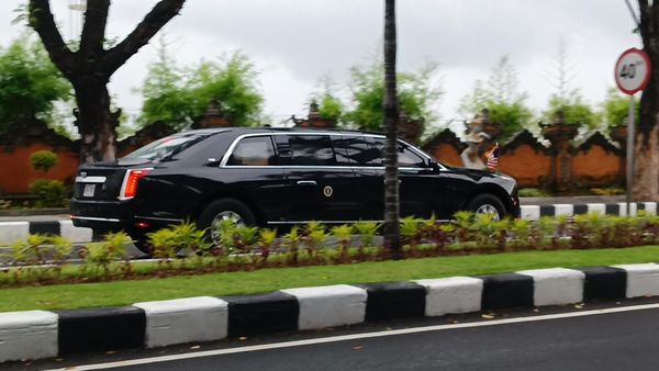 Detik-detik Pengawalan Ketat Joe Biden saat Tinggalkan Bali