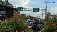 Hari Kedua KTT G20, Jalan Sunset Road Kuta Macet Parah