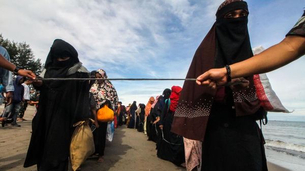Kembali Rombongan Imigran Rohingya Terdampar di Aceh