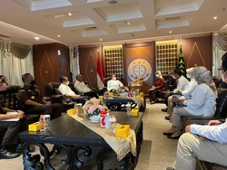 Kepala BPOM Temui Jaksa Agung, Bahas Kasus Gagal Ginjal Akut