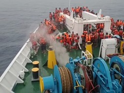 Proses Evakuasi KM Mutiara Timur I, Syahbandar Sebut Belum Tahu Soal Korban