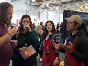 Foto: Harumnya Kopi Indonesia Membius Warga San Francisco Foto: Harumnya Kopi Indonesia Membius Warga San Francisco