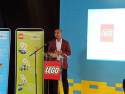 LEGO Gelar Kampanye untuk Dukung Ortu-Anak Berkreasi Bersama