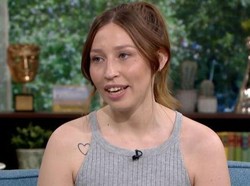 Kesetiaan Wanita Tunggu Pria yang Dipenjara 24 Tahun