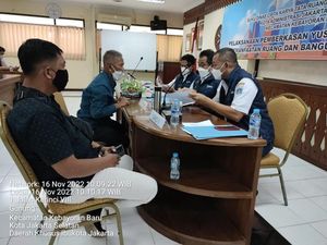 Pemkot Jaksel Minta Pelanggar IMB Lengkapi Berkas Sebelum Sidang Yustisi Pemkot Jaksel Minta Pelanggar IMB Lengkapi Berkas Sebelum Sidang Yustisi