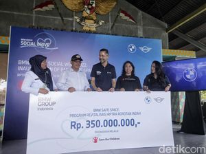 Penyerahan Bantuan untuk Revitalisasi RPTRA Rorotan Indah Penyerahan Bantuan untuk Revitalisasi RPTRA Rorotan Indah