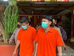 Komplotan Garong Rumah Kosong di Jaksel Foya-foya Pakai Duit Kejahatan! Komplotan Garong Rumah Kosong di Jaksel Foya-foya Pakai Duit Kejahatan!