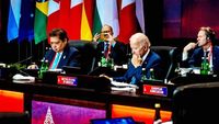 Potret Joe Biden Pimpin Pertemuan PGII G20 Bareng Menko Airlangga