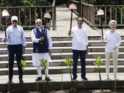 6 Video Viral KTT G20 Bali, Warga Bersorak Uraa-Ibu Negara Korsel