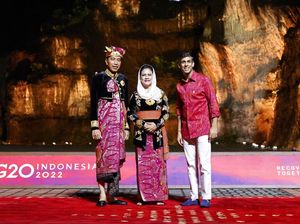 Hina Batik Bali di KTT G20, YouTuber Mahyar Tousi Digeruduk Warganet Hina Batik Bali di KTT G20, YouTuber Mahyar Tousi Digeruduk Warganet