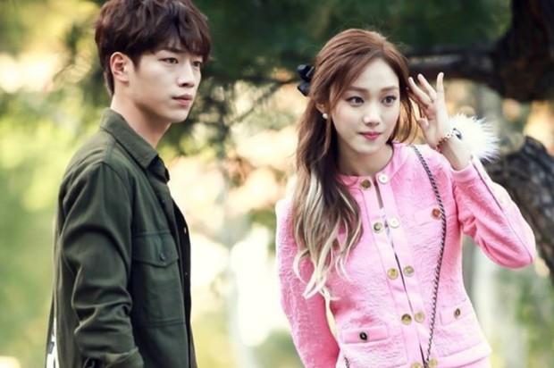 Potret Seo Kang Joon dan Lee Sung Kyung dalam drama Cheese in the Trap