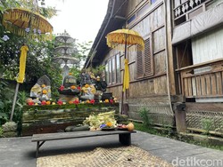 Melihat Lebih Dekat Melukat di Bali, Proses Healing Melepas Trauma