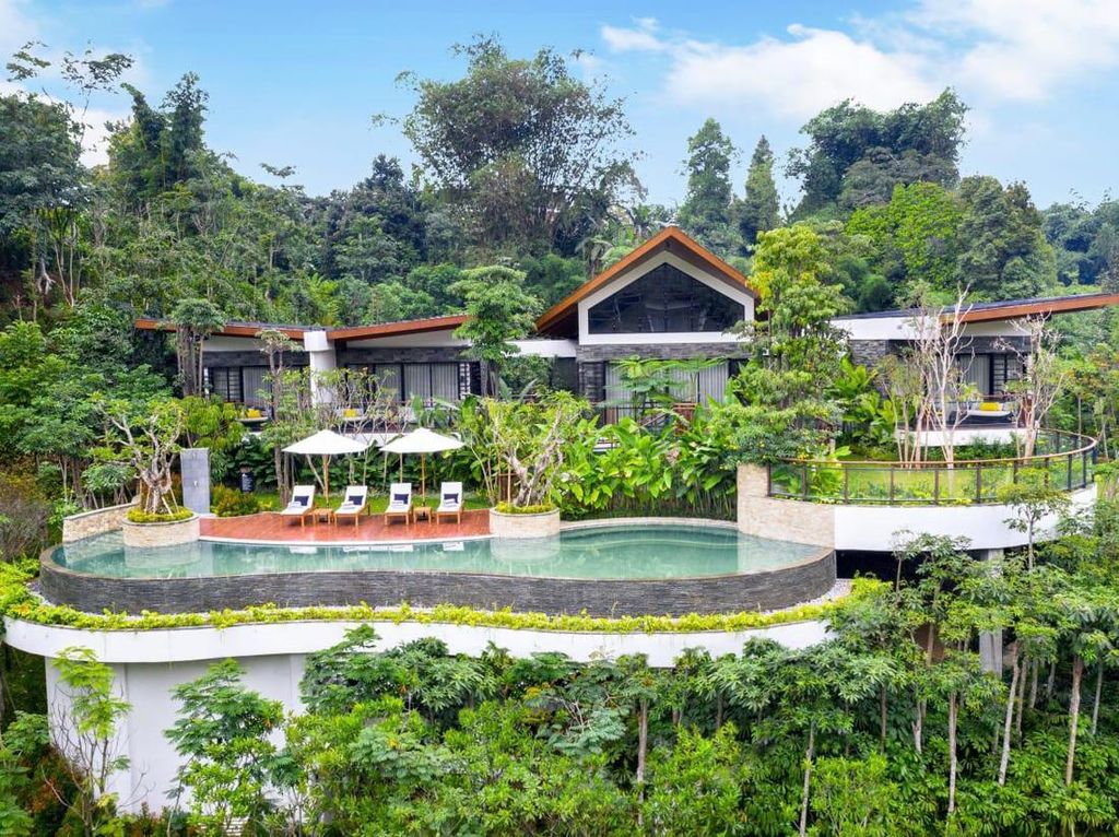 Kemewahan Menginap di Presidential Villa Pullman Ciawi Vimala Hills