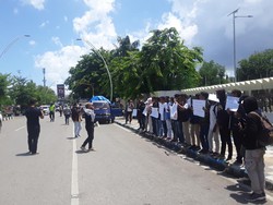 Puluhan Mahasiswa Kota Kupang Demo Tolak G20 di Bali