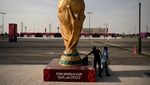 Penampakan Unta Raksasa di Stadion Piala Dunia