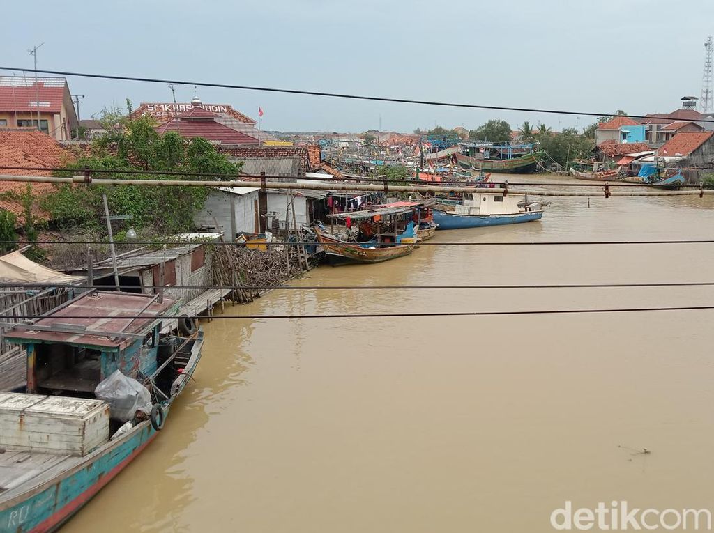 Relokasi dan Siasat Pemkab Tangani Banjir Rob Indramayu Relokasi dan Siasat Pemkab Tangani Banjir Rob Indramayu
