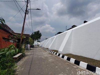 Foto-foto Wajah Baru Tembok Jeron Beteng Keraton Jogja di Wijilan