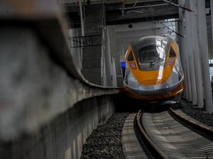Pemerintah Masih Pikir-pikir Beri Izin Konsesi Kereta Cepat 80 Tahun