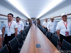 Ridwan Kamil Sebut Rute Kereta Cepat Lanjut ke Surabaya