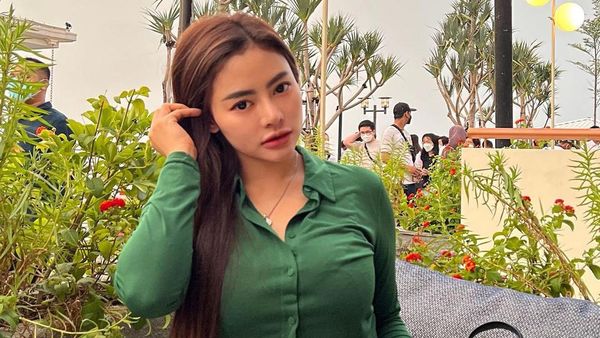 Vitalia Sesha Ultah ke-36, Belum Kepikiran Lepas Status Janda