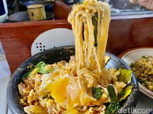 5 Warkop Ini Punya Racikan Indomie Enak, Tampomas hingga Mang Ade 5 Warkop Ini Punya Racikan Indomie Enak, Tampomas hingga Mang Ade